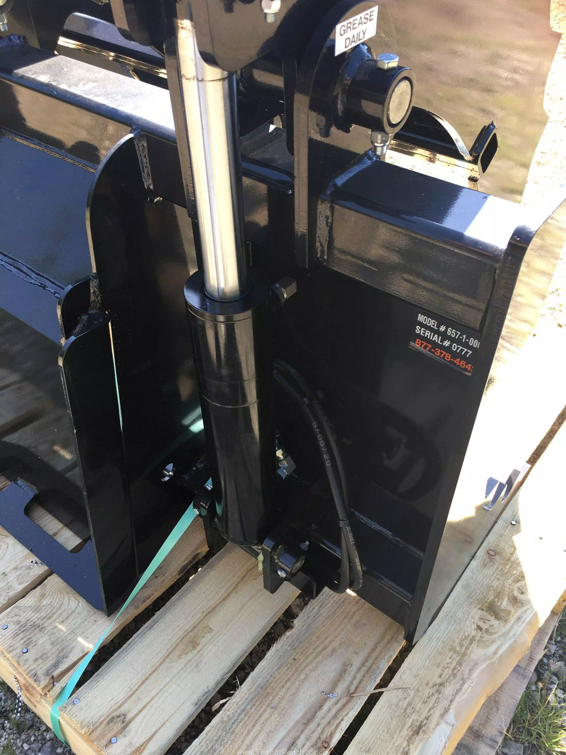 Grapple Back Cylinders